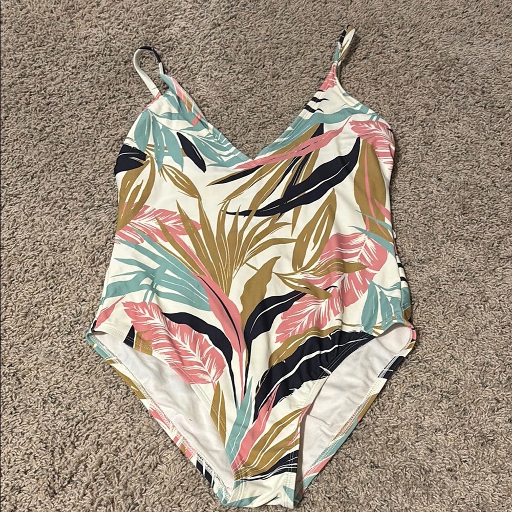 Kona sol Tropical Print One-Piece Swimsuit medium